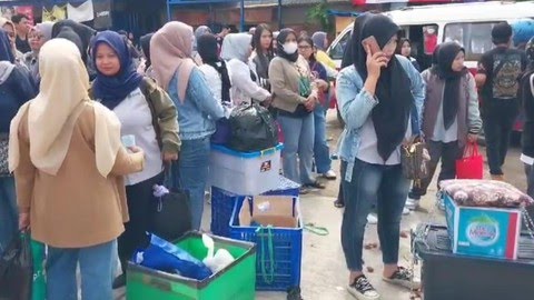 PHK Massal Jelang Lebaran! Ribuan Buruh Terancam